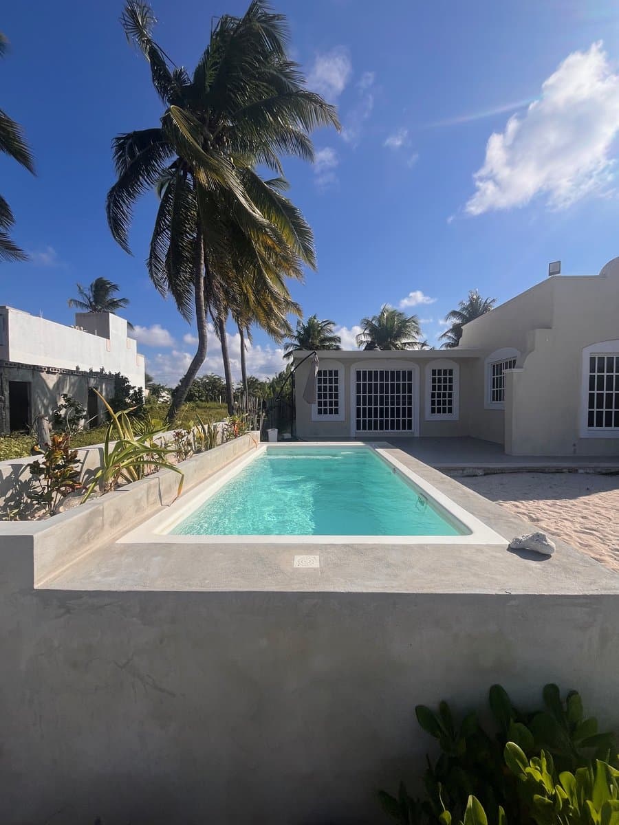 Piscina glüp instalada — proyecto 8 en la Península de Yucatán